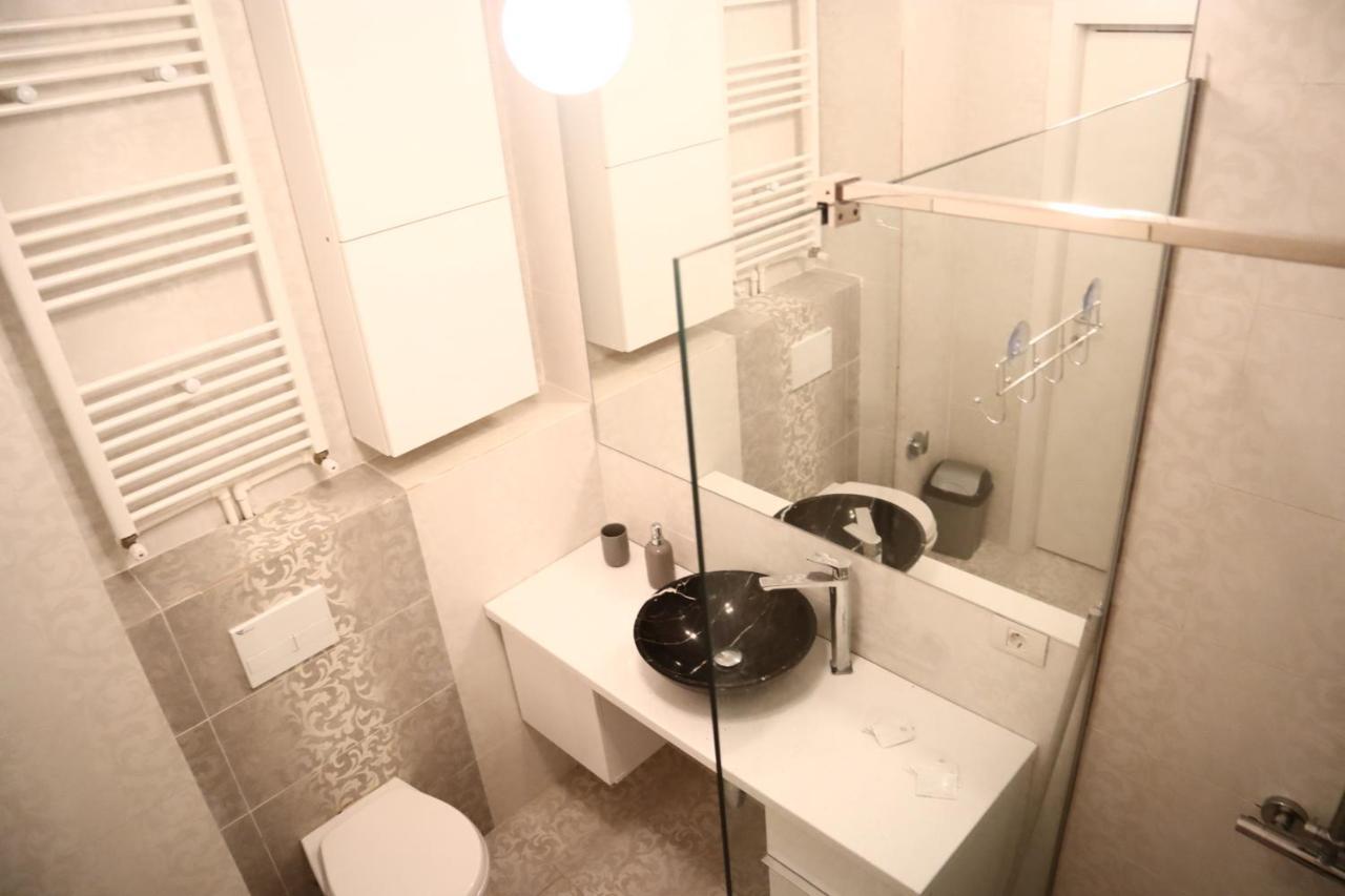 Thomas Luxury Apartment Navodari Dış mekan fotoğraf