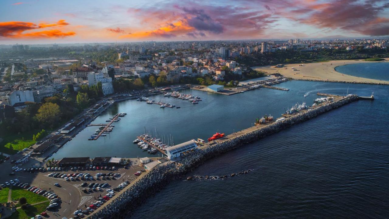 Thomas Luxury Apartment Navodari Dış mekan fotoğraf